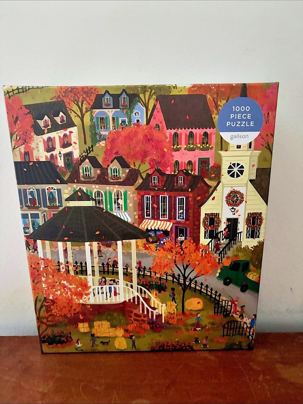 Galison Falls Hollow 1000-Piece Jigsaw Puzzle Halloween